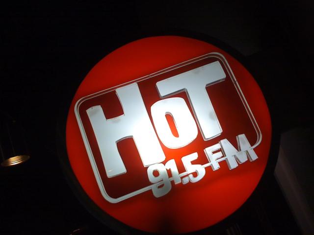 Hot FM's logo