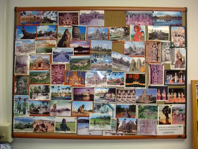 Listening to 612 ABC Brisbane